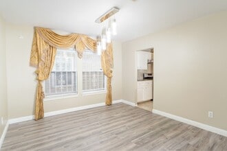 Building Photo - 12819 Wisteria Park Dr