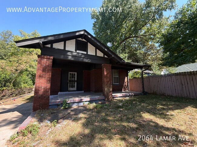 Building Photo - 2064 Lamar Ave