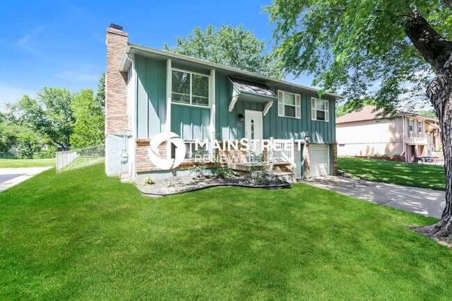 Foto del edificio - 3 Bedroom Pet-Friendly Home in INDEPENDENC...