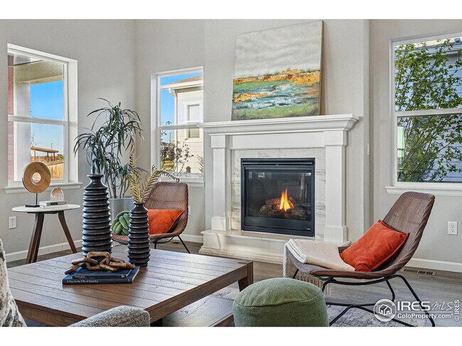 Foto del edificio - 4825 Basalt Ridge Cir