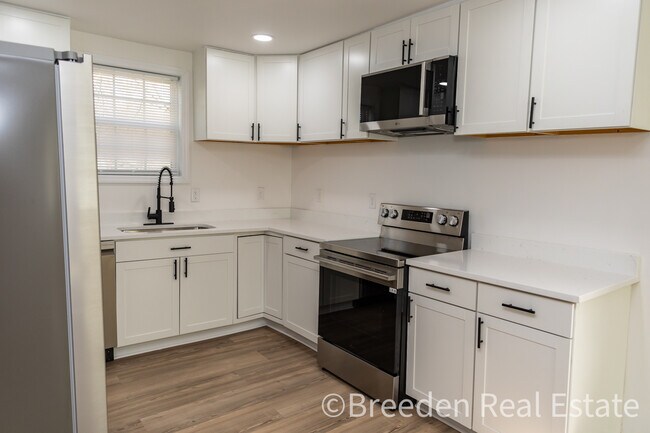 Foto del edificio - 303 Putnam St