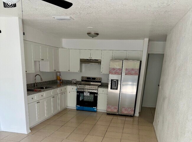 Foto del edificio - 2030 E 140th Ave