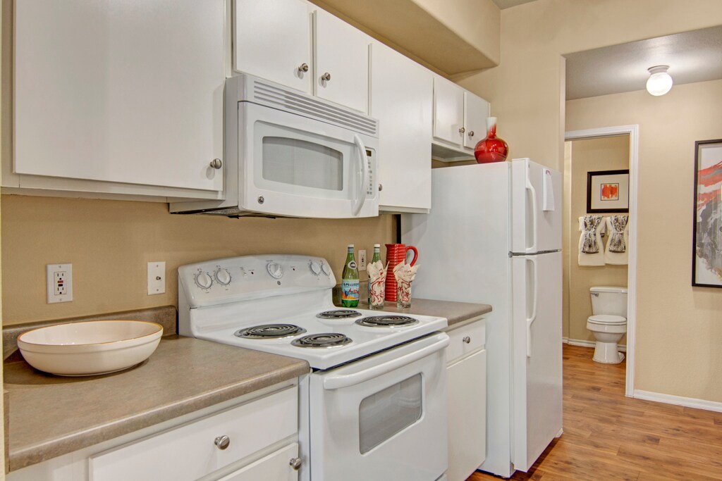 411 E Indian School Rd, Phoenix, AZ 85012