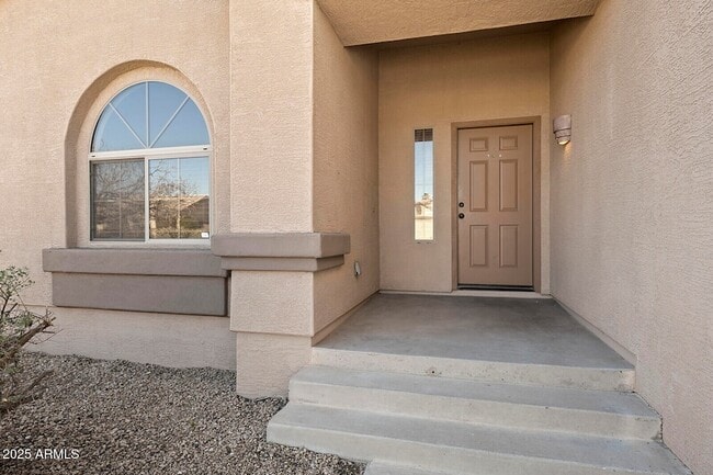 Building Photo - 3297 E Warbler Rd