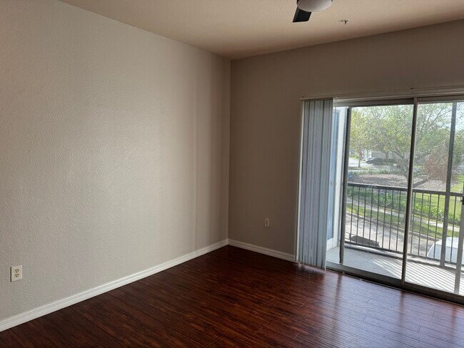 Foto del edificio - 15002 Arbor Reserve Cir