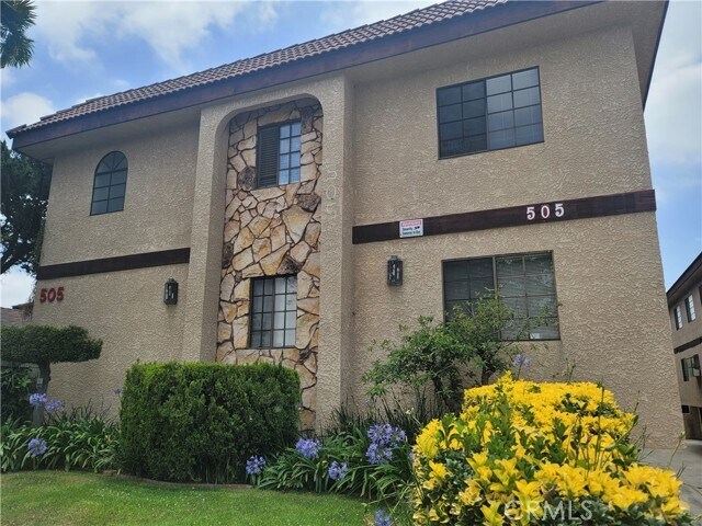 Foto principal - 505 N 2nd St