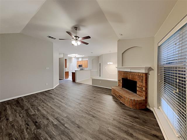 Building Photo - 553 Stonewall Ct