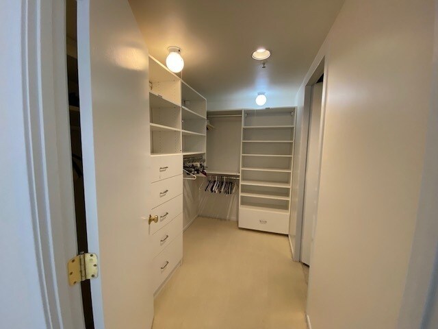 Building Photo - 400 E OHIO St