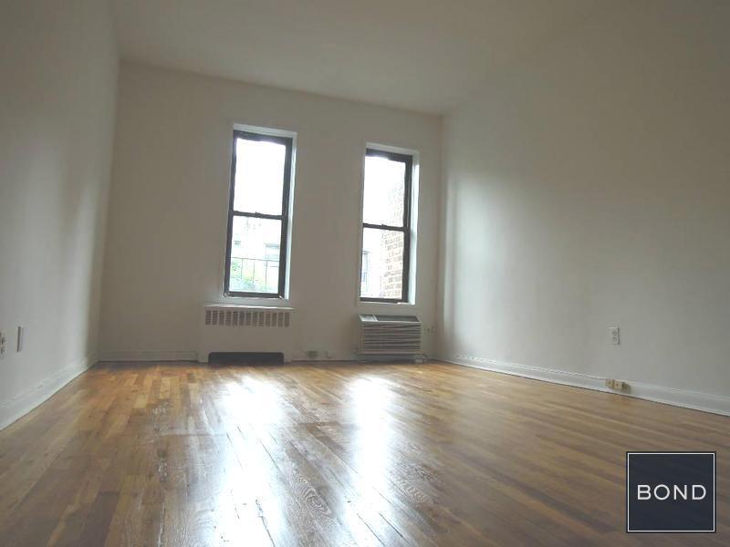 Primary Photo - 310 E 89th St