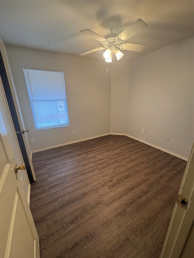 Foto del edificio - 20131 Pioneer Ridge Dr