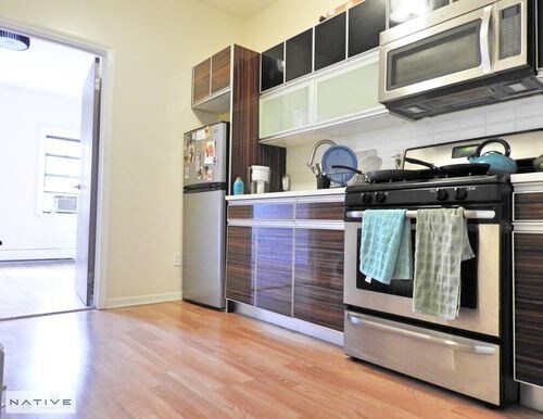 Foto del edificio - 663 Evergreen Ave