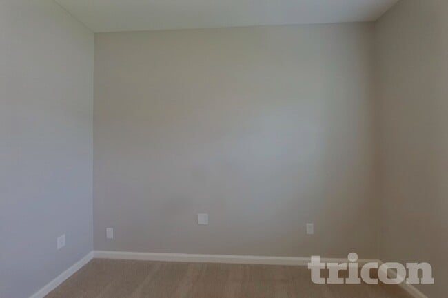 Building Photo - 9762 Lemon Grass Ln