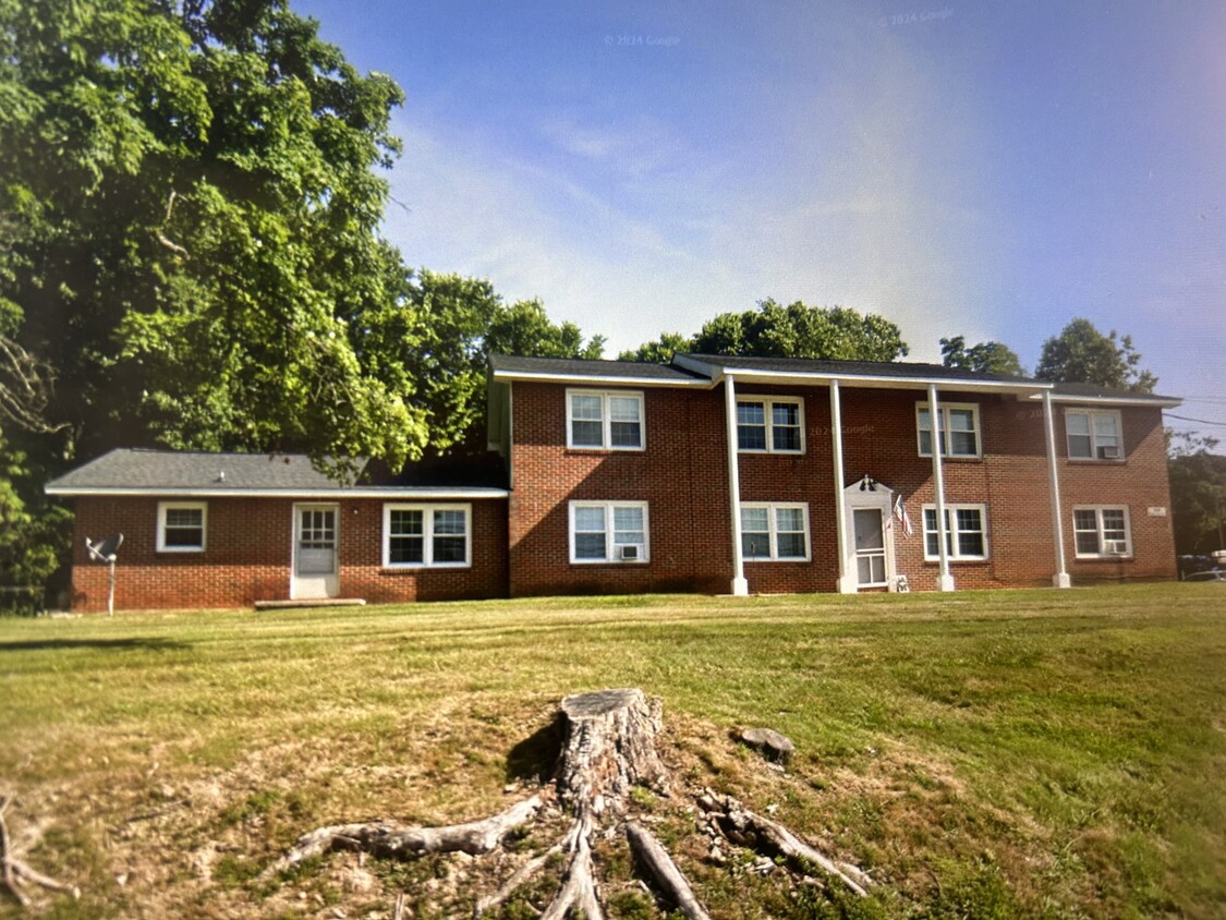 Foto principal - 108 W Mountain View Rd