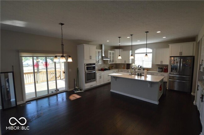 Foto del edificio - 5193 Rangewood Dr