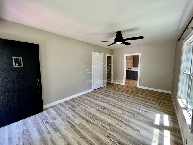 Foto del edificio - 2704 N Hunter St