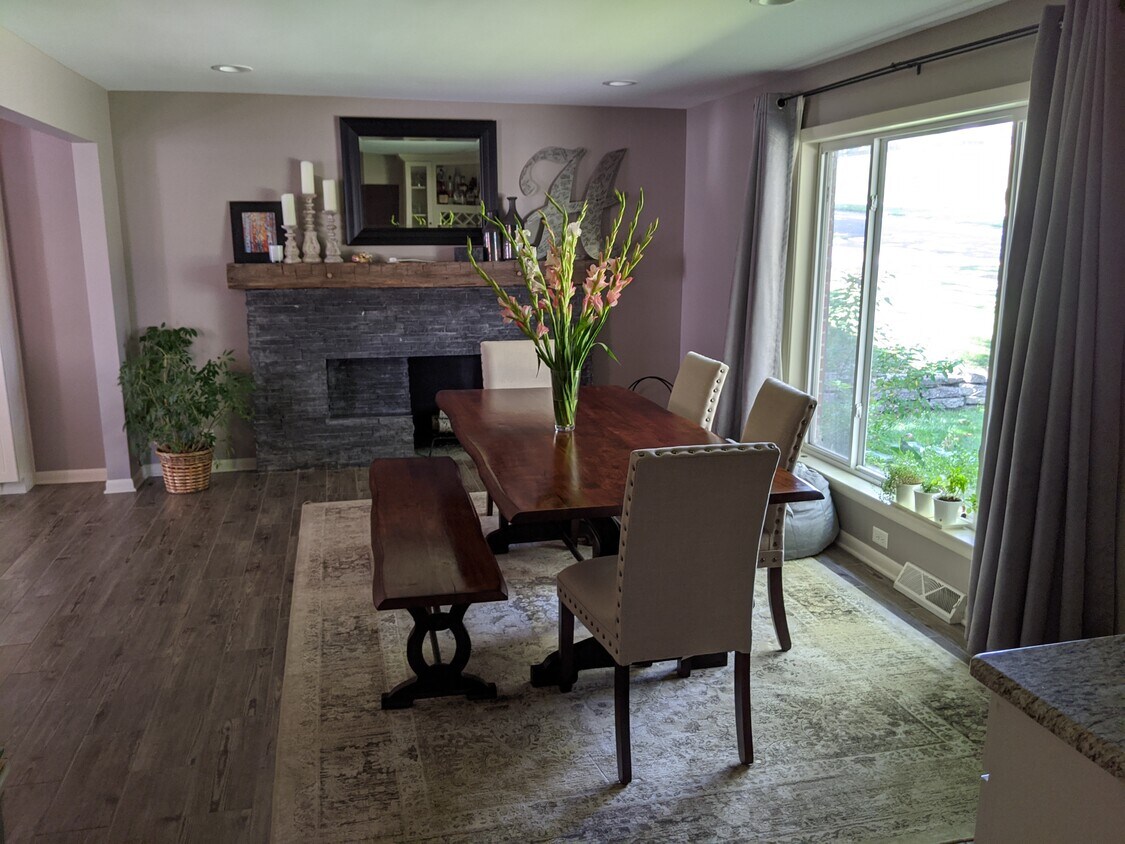 Foto principal - 332 Mayfield Ave NE