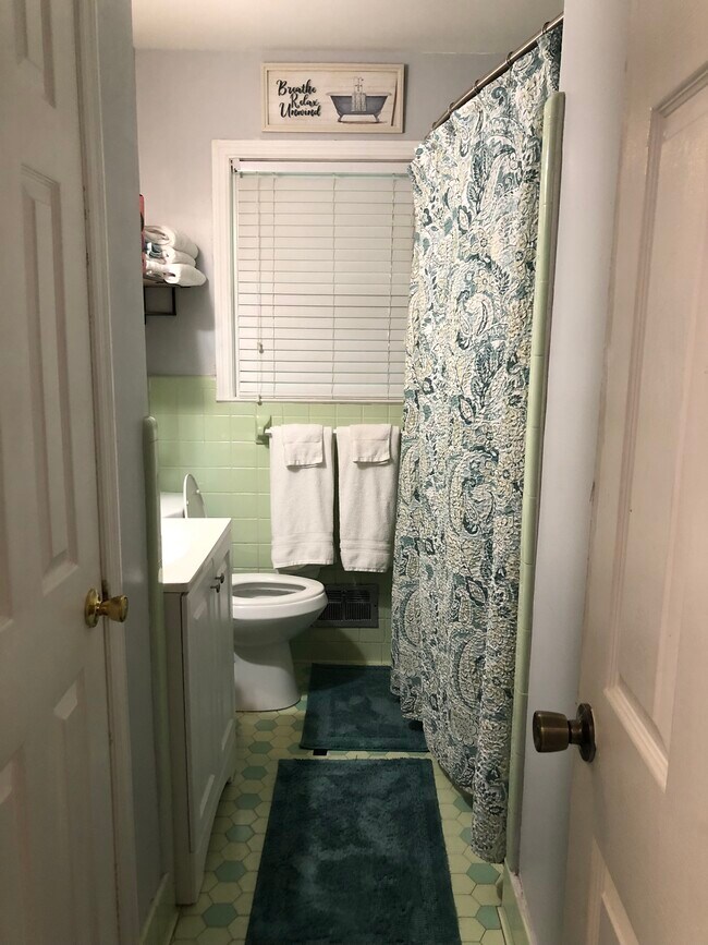 bath with shower and tub - 2876 Cohassett Ln