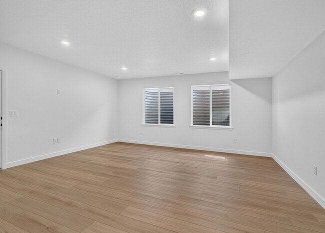 Building Photo - 6288 W Butte County Dr