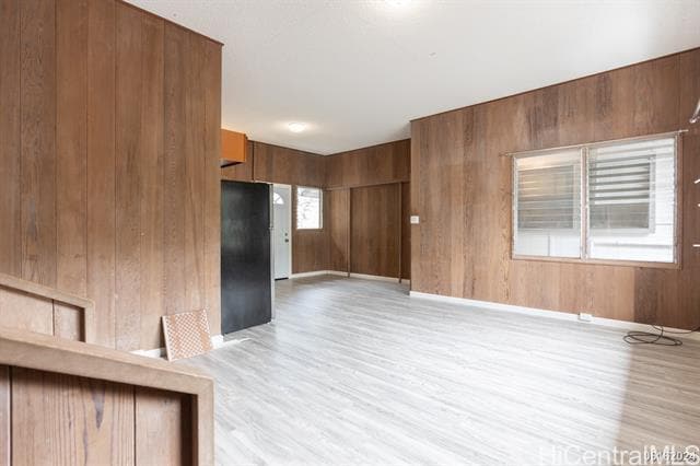 Building Photo - 1583 Kalaepaa Dr