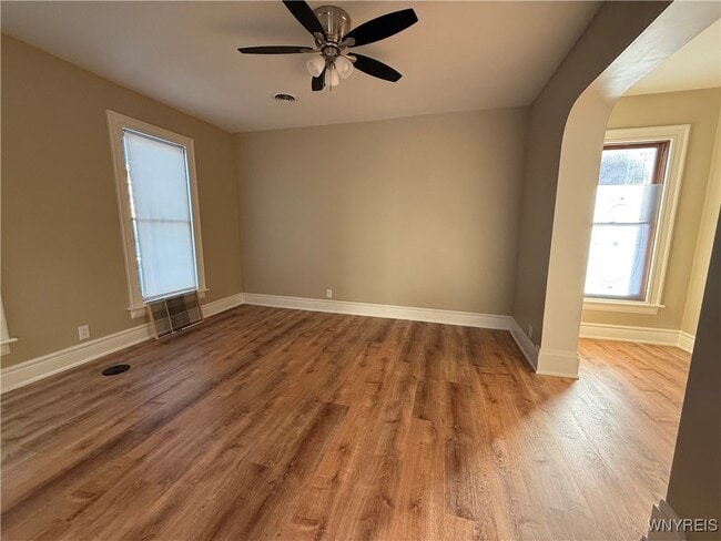 Foto del edificio - 336 Germania St