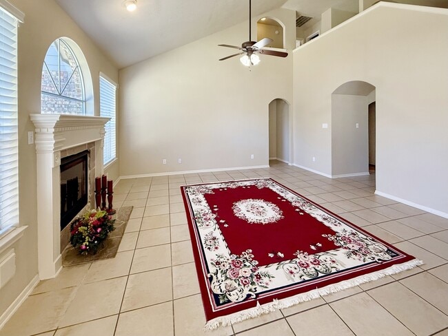 Foto del edificio - 3331 Double Lake Dr