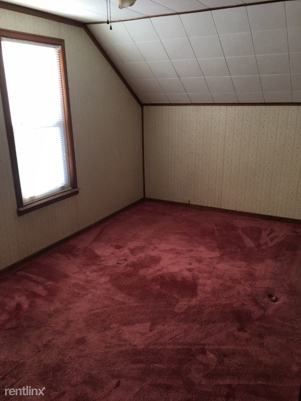 Building Photo - 3 br, 1 bath House - 1710 Walnut Ave