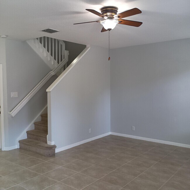 Foto del edificio - 2410 SE Santos Dr