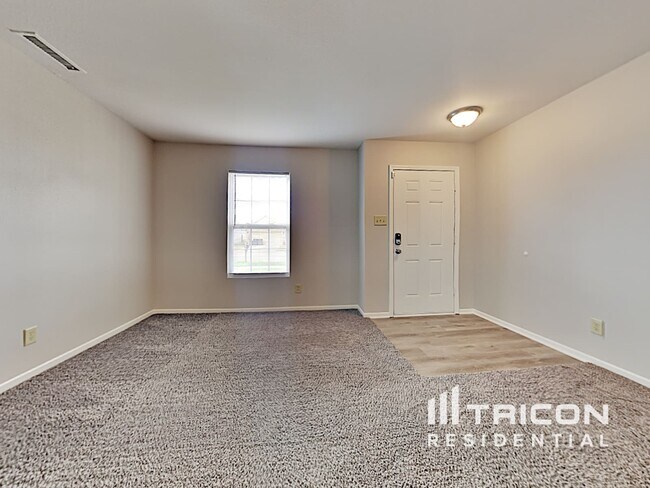 Foto del edificio - 1413 Bluestem Dr