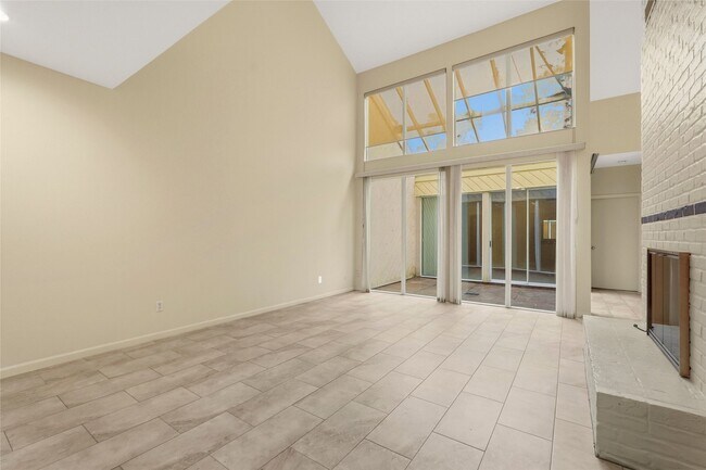 Foto del edificio - 10125 Valley Forge Dr