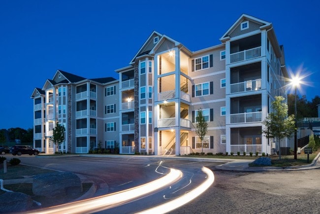Photo - Crossings of Dawsonville Apartments