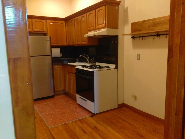 Building Photo - 778 Washington Ave