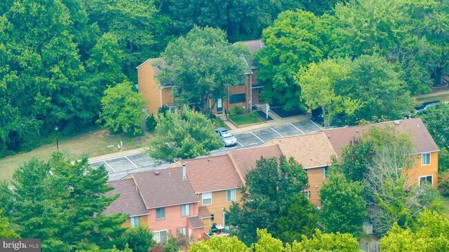 Foto del edificio - 1025 Commanders Way N