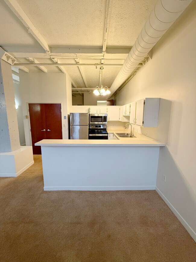 Foto del edificio - 1133 W 9th St