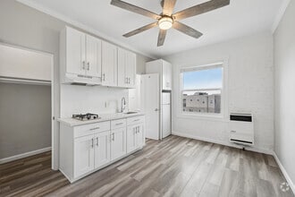 Studio, 1BA - 225SF - Living Space - Hollywood Melrose Apartments