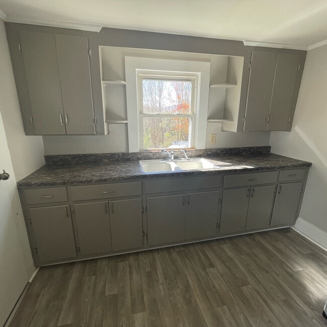 Foto del edificio - 4871 Ponderosa Rd