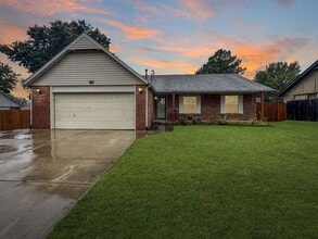 Building Photo - 8020 S 88th E Ave Building Photo - 8020 S 88th E Ave