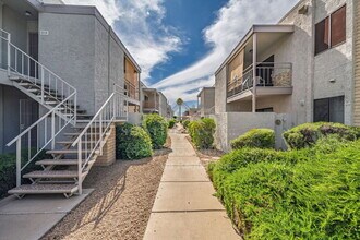 Building Photo - 16635 N Cave Creek Rd