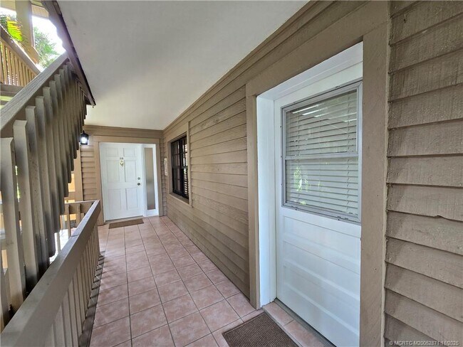 Foto del edificio - 316 NE Edgewater Dr