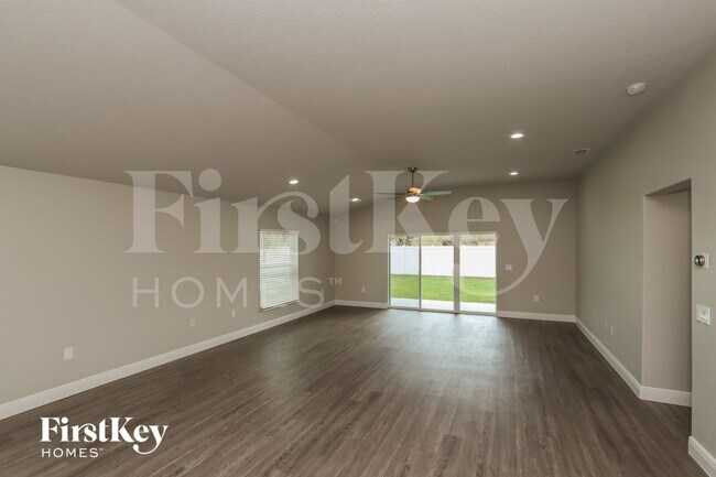 Foto del edificio - 298 Ontario St NW