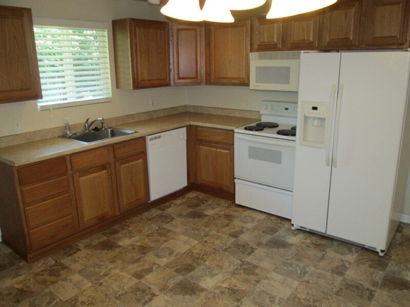 Primary Photo - 503 L St SE