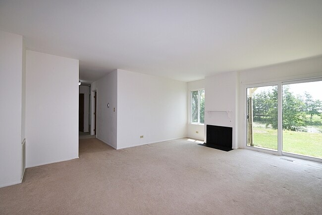 Foto del edificio - 360 Springlake Ln