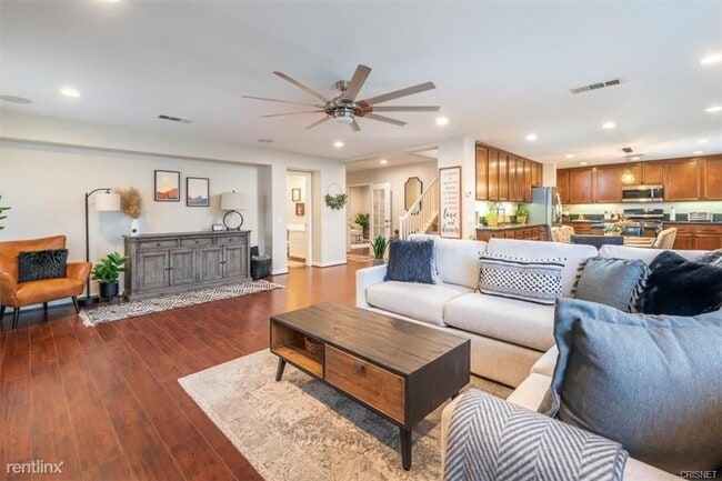 Building Photo - 4 br, 2.5 bath House - 28551 Deer Springs Dr