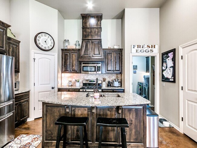 Building Photo - Deer Creek Schools and a Gated Community!