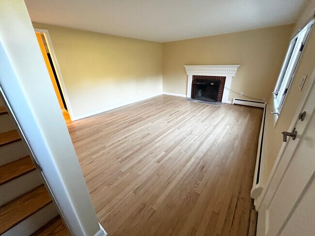 Foto del edificio - 12 Fieldstone Dr