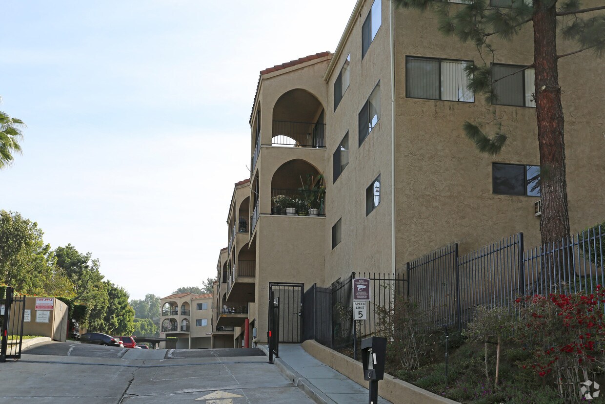 The Highlands Apartments La Mesa, CA