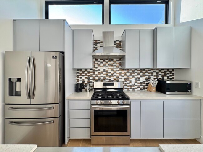 Foto del edificio - 2935 S West View St