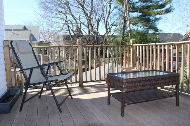 Building Photo - 61 Quincy St