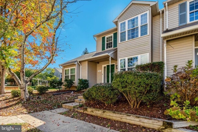 Building Photo - 5617 Gosling Dr