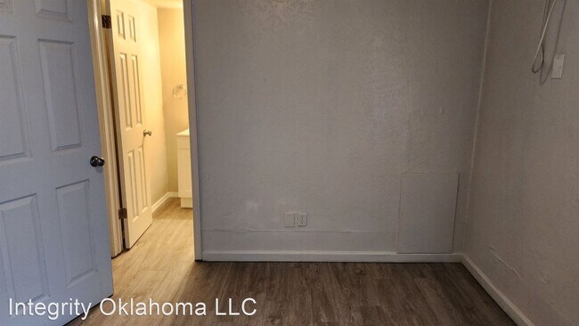 Foto del edificio - 1 br, 1 bath House - 4300 S. Portland Ave #5