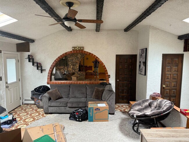 Foto del edificio - 60 Wheatfield Ln